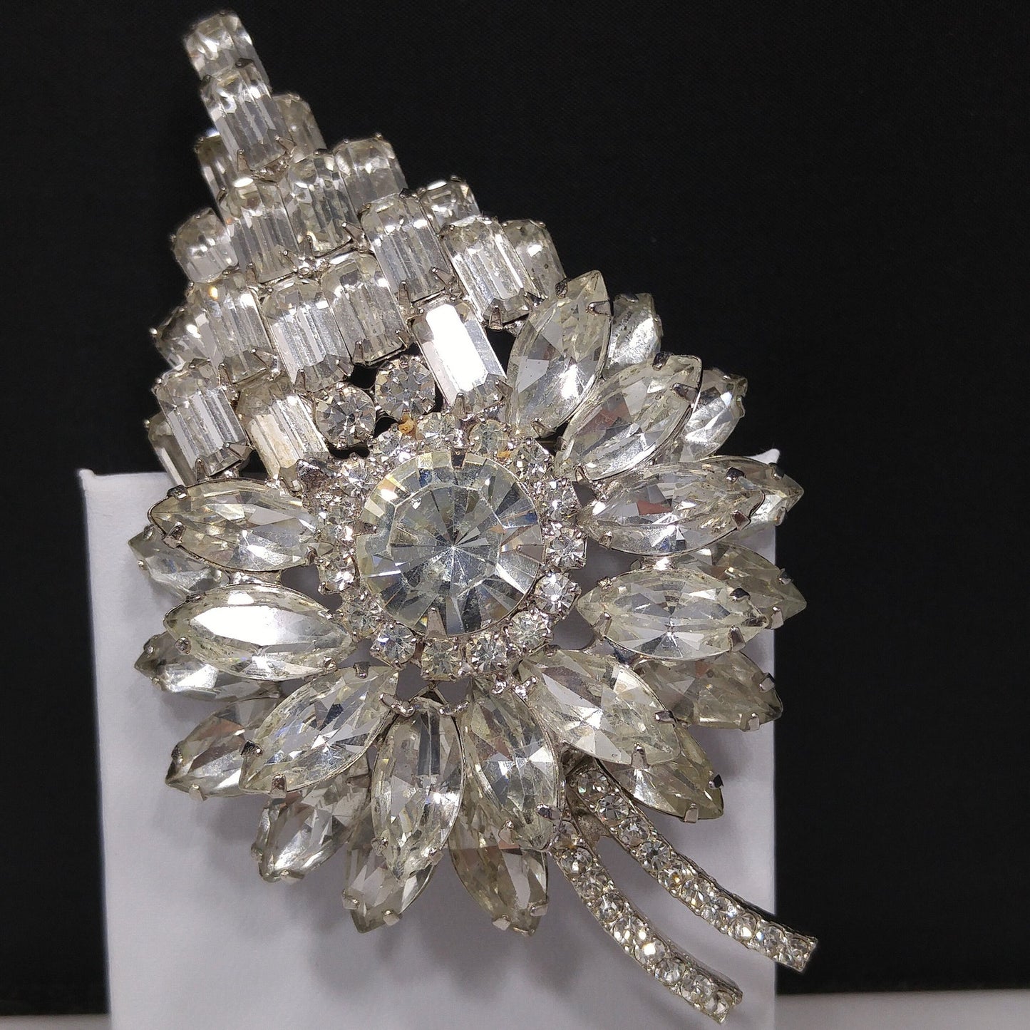 Juliana Heirloom Large Clear Rhinestone Brooch, D & E Jewelry, Rhodium Plated, Wedding