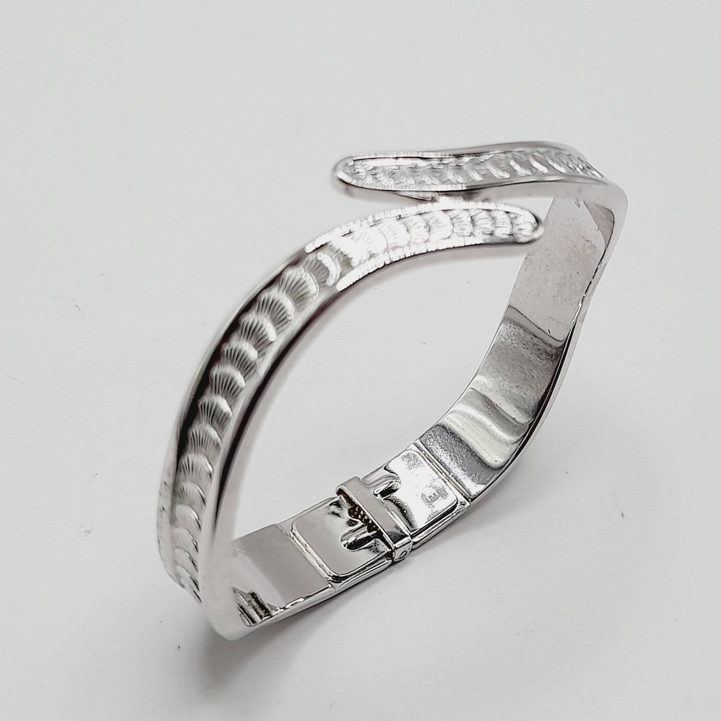 Vintage Monet Rhodium Plated Hinged Bracelet Textured Design 6 Inch