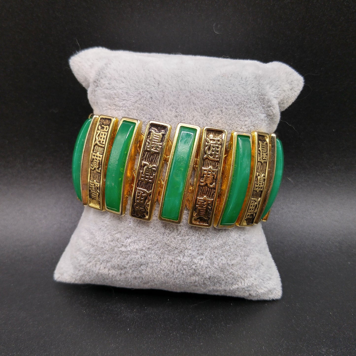 Asian Expansion Wide Bracelet, Green Lucite, Asian Writing, 1960s Vintage Jewelry