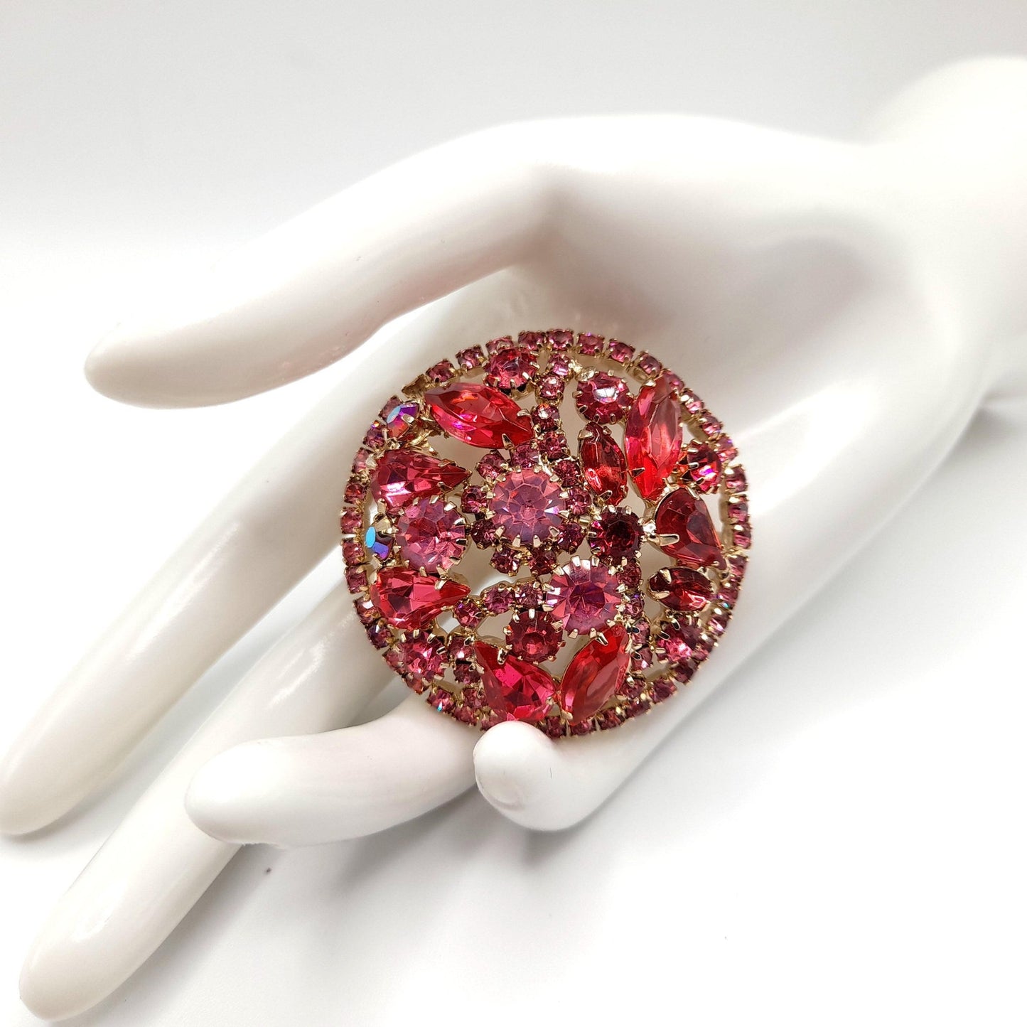 Vintage Unsigned Weiss Pink Rhinestone Brooch, Gold Plated, 1960s