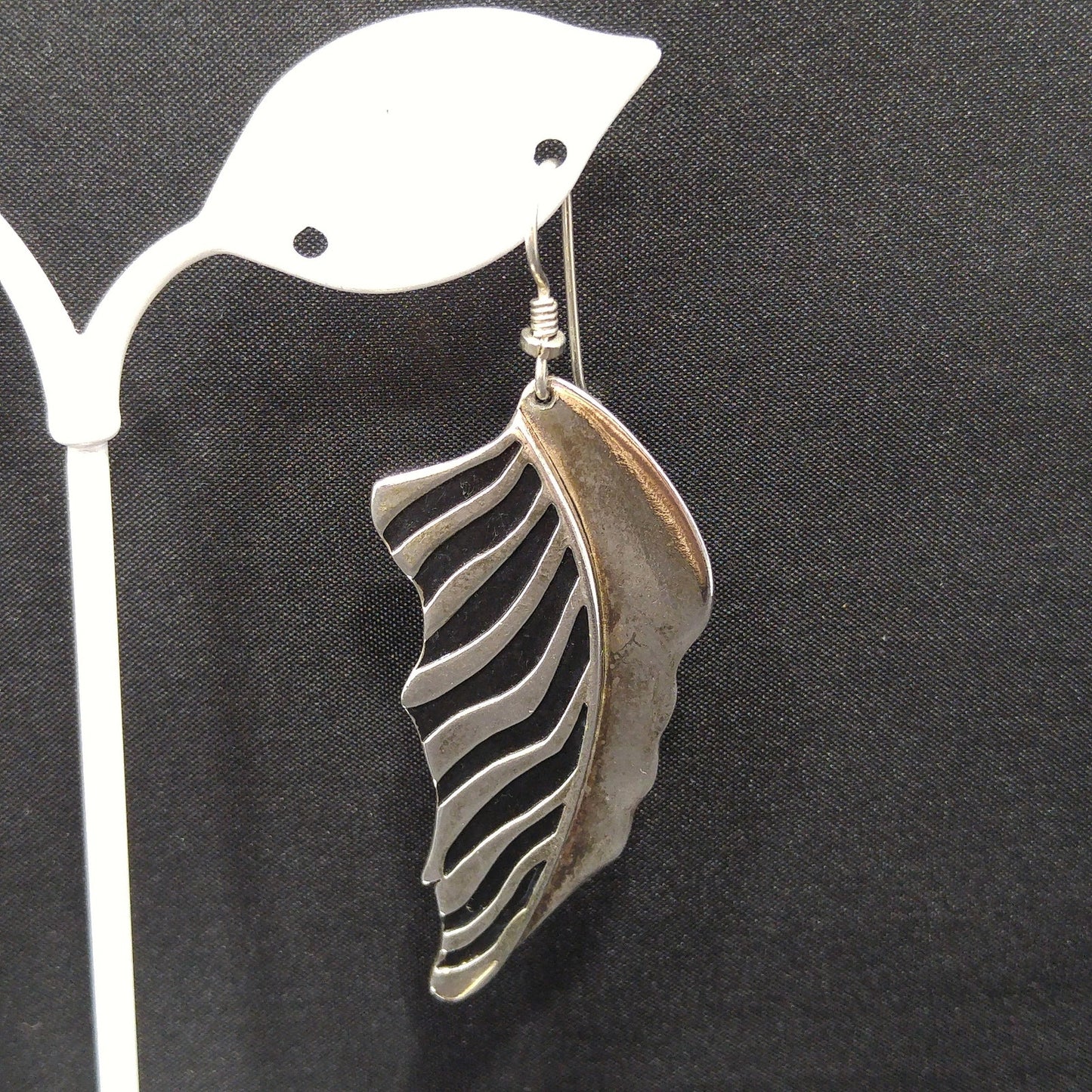 Laurel Burch Long Palm Leaf Earrings, Rhodium Plated, 1980s Vintage Jewelry