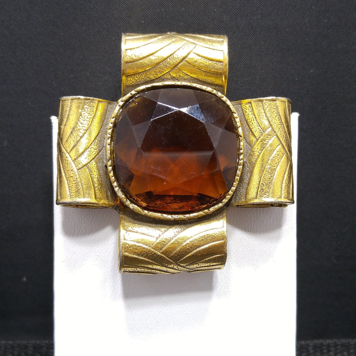 Mid-Century "Original By Robert" Topaz Glass Brooch Pendant, Gold Plated, 1950s Vintage Jewelry