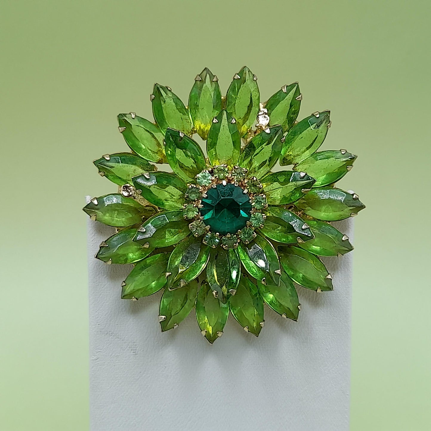 Vintage Unsigned Weiss Green Floral Brooch, 2 1/4 Inch
