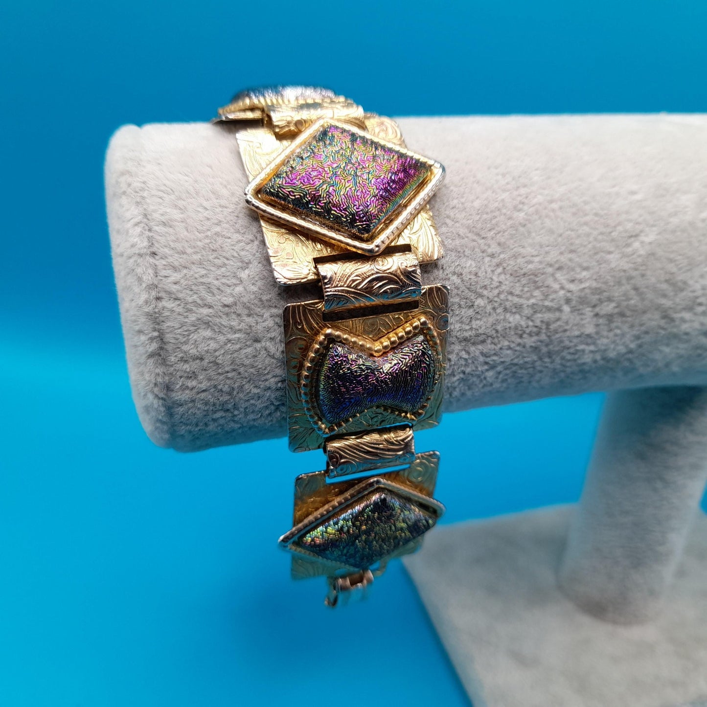 Vintage Dichroic Glass Book Chain Bracelet, Gold Tone, Iridescent Stones, 1950s, 7"