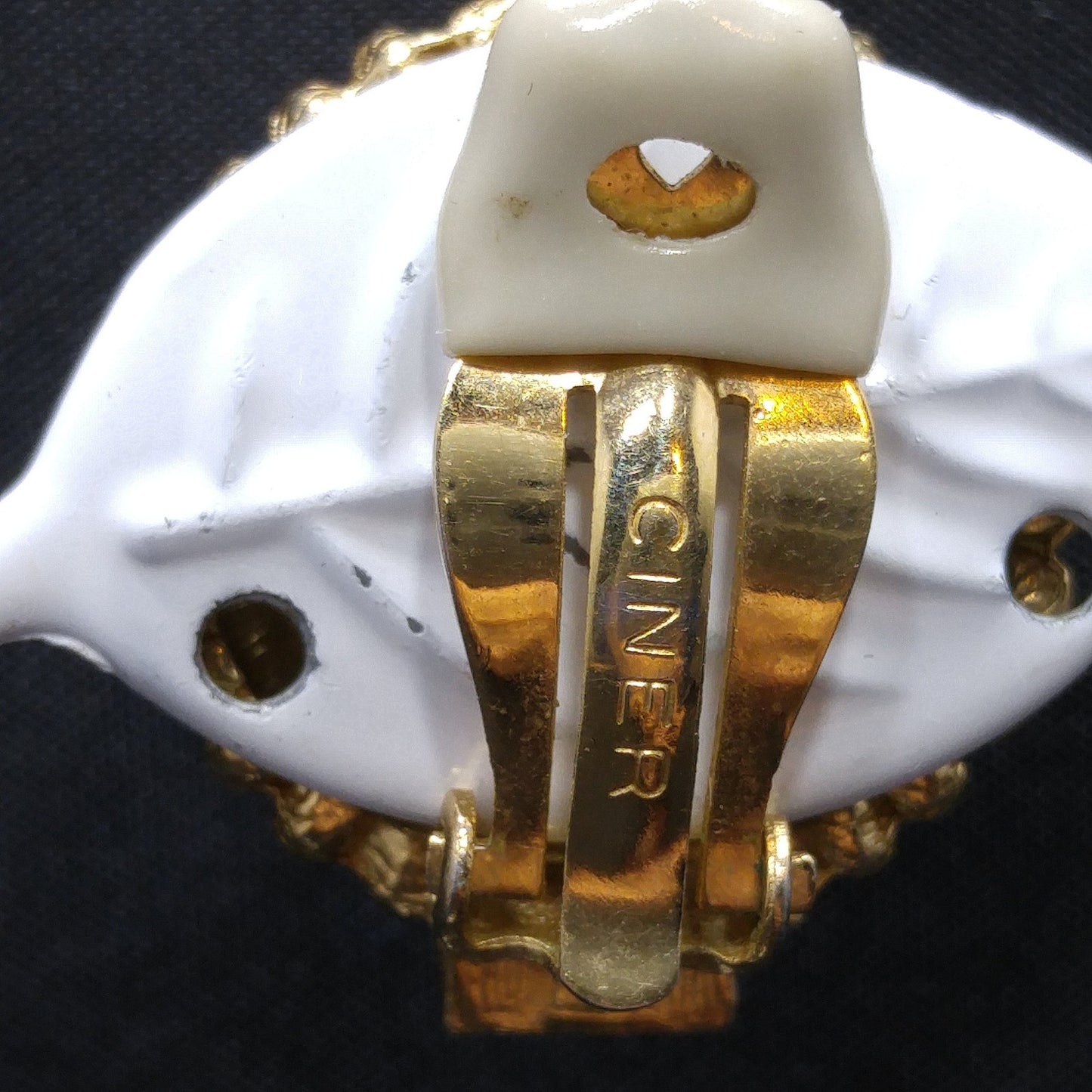 Ciner Open Center Round Clip Earrings, Gold Plated, 1980s Vintage Jewelry