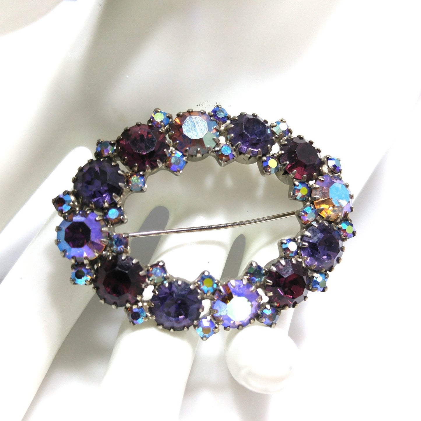 Oval Purple Aurora Borealis Lavender Rhinestone Brooch, Dog-toothed Prong Set, 1960s Vintage Jewelry