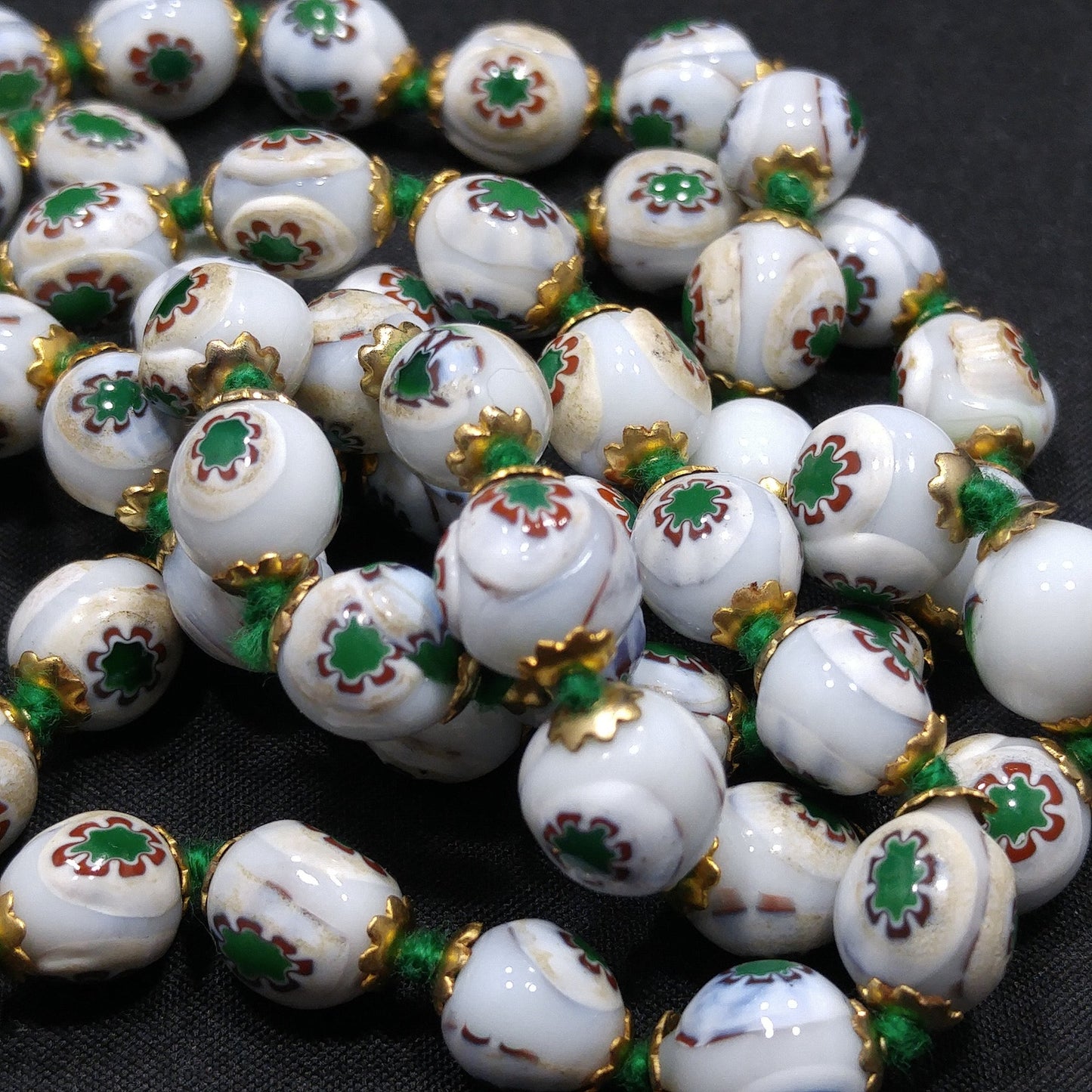 Vintage 1960s Hand Painted Floral Beaded Necklace – Green & Red Flowers – 28 In