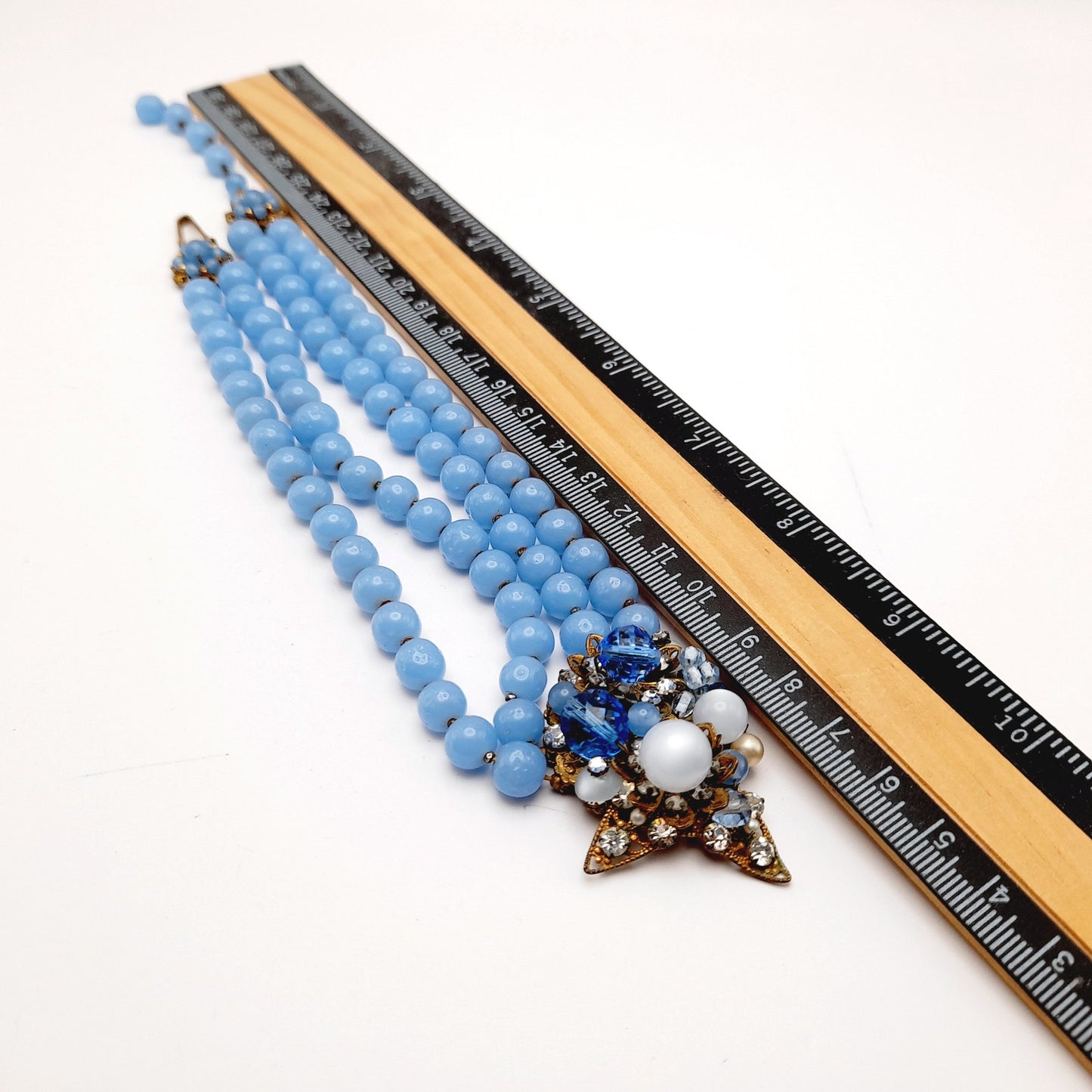 Vintage 1940s Unsigned Hattie Carnegie Style Blue Glass Necklace