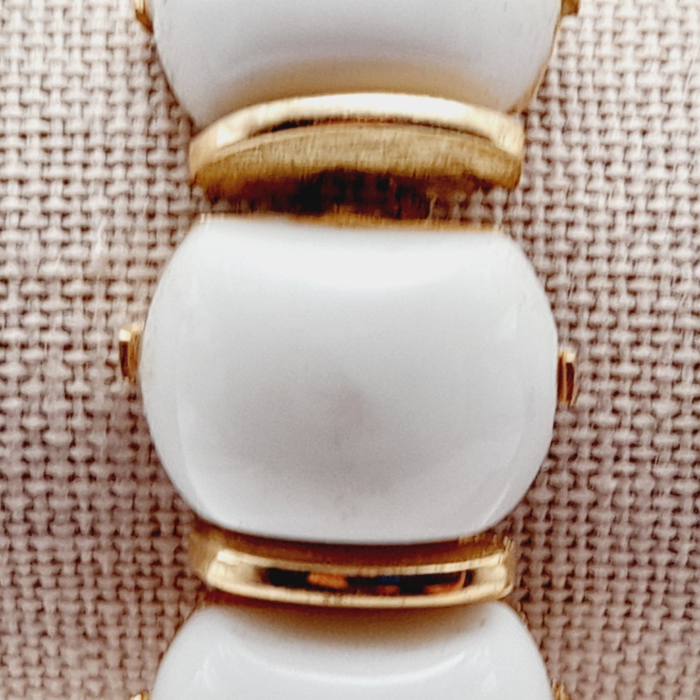 Vintage Crown Trifari White Lucite Gold Plated Link Bracelet