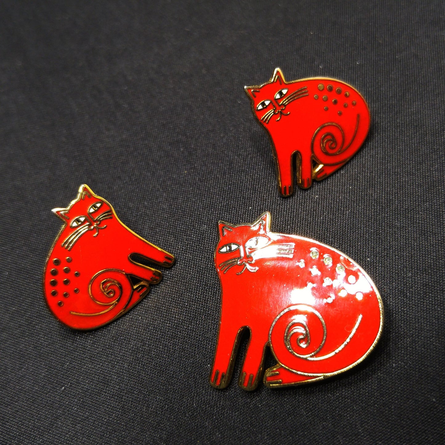 Laurel Burch "Keshire Cat" Red Enamel Brooch & Post Earrings, Gold Plated Cloisonne