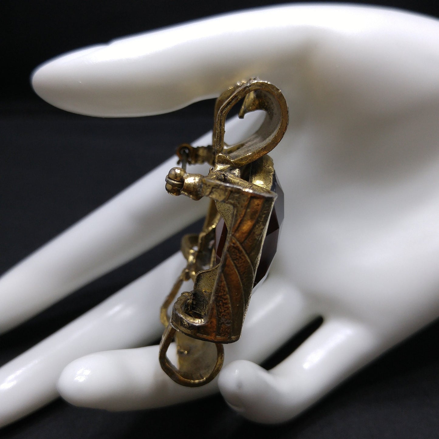 Mid-Century "Original By Robert" Topaz Glass Brooch Pendant, Gold Plated, 1950s Vintage Jewelry