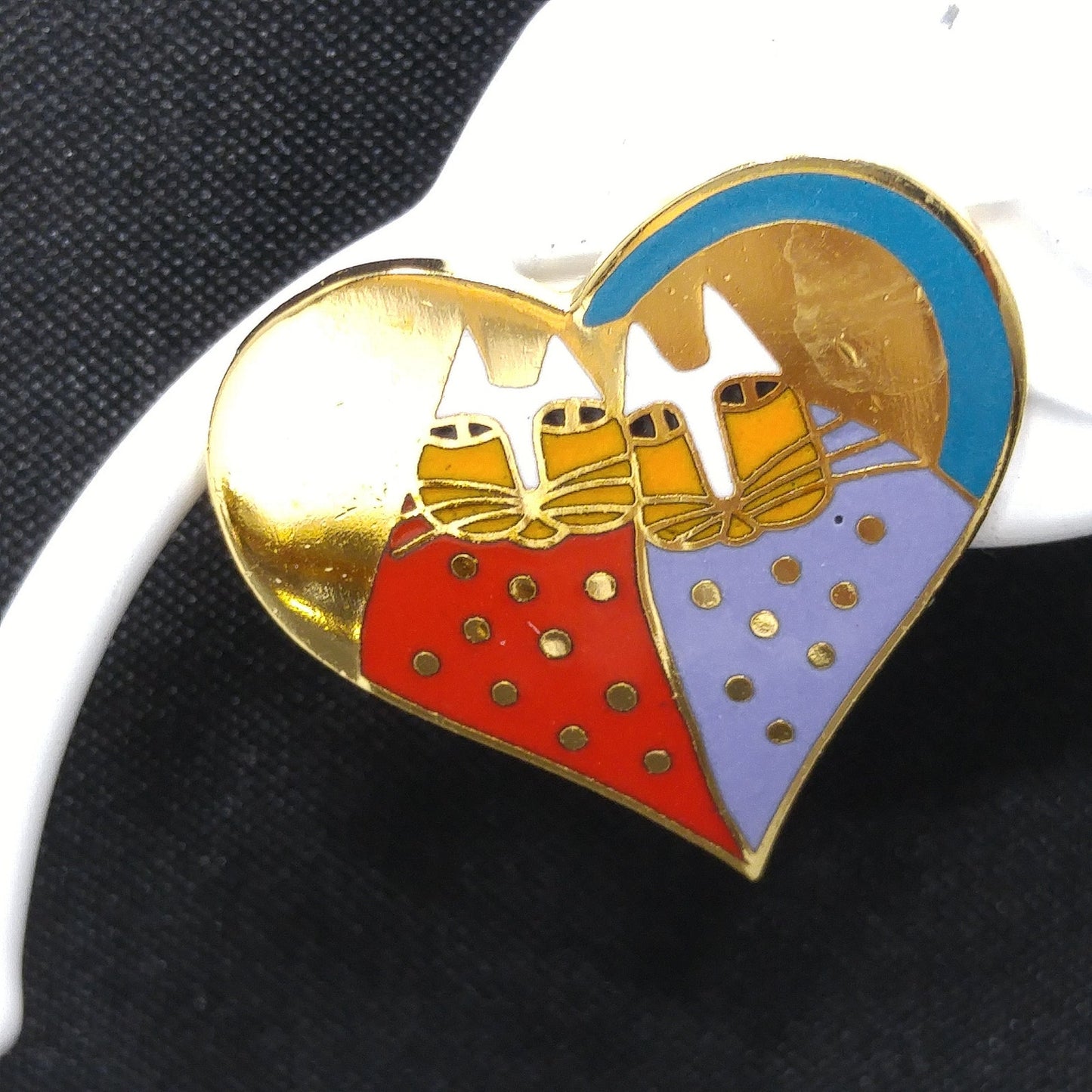 Laurel Burch "Valentine Cats" Brooch & Earrings, Gold Plated, Cloisonné Enamel, 1980s Vintage Jewelry