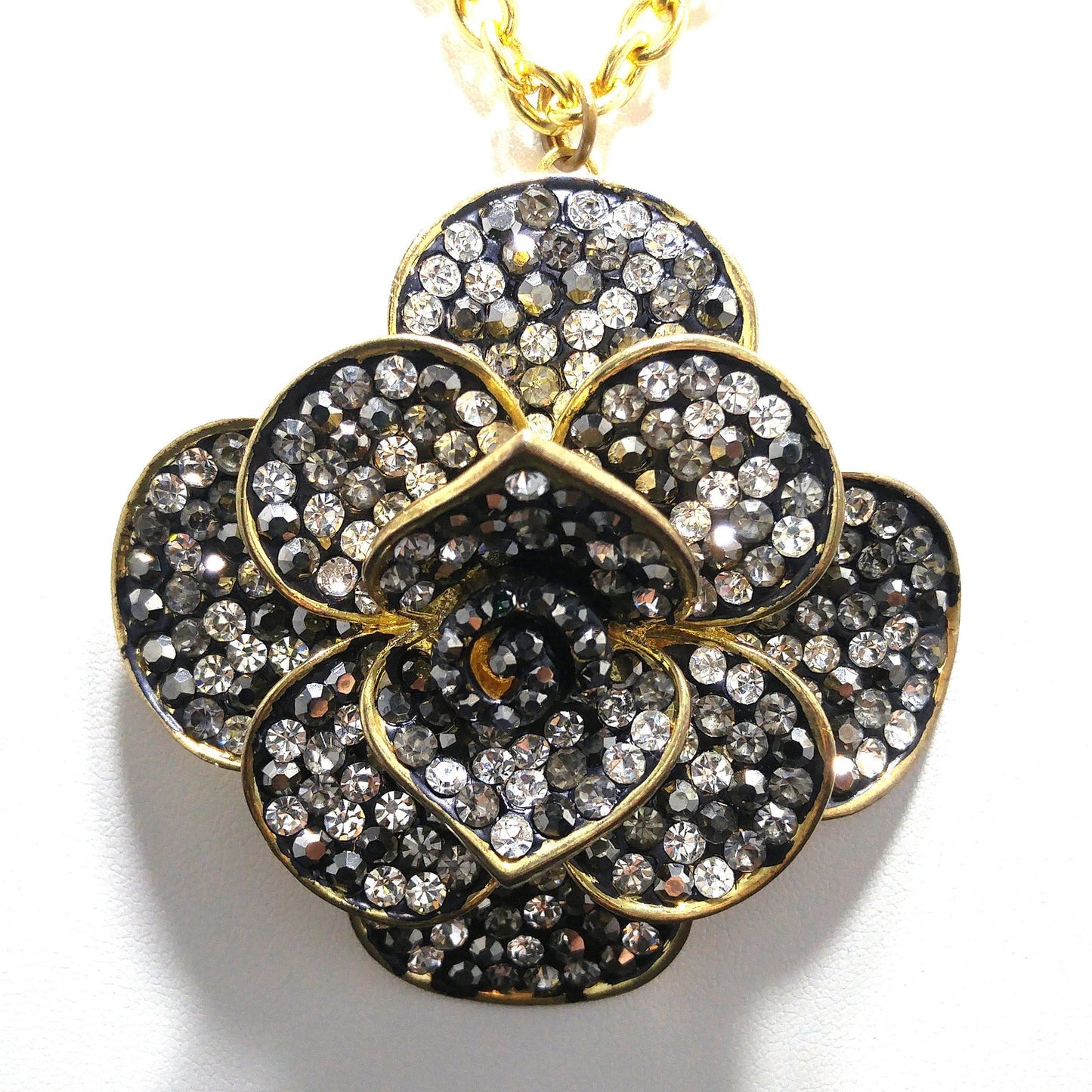 Austrian Crystal Flower Pendant Necklace, Gold Plated, 1980s Vintage Jewelry