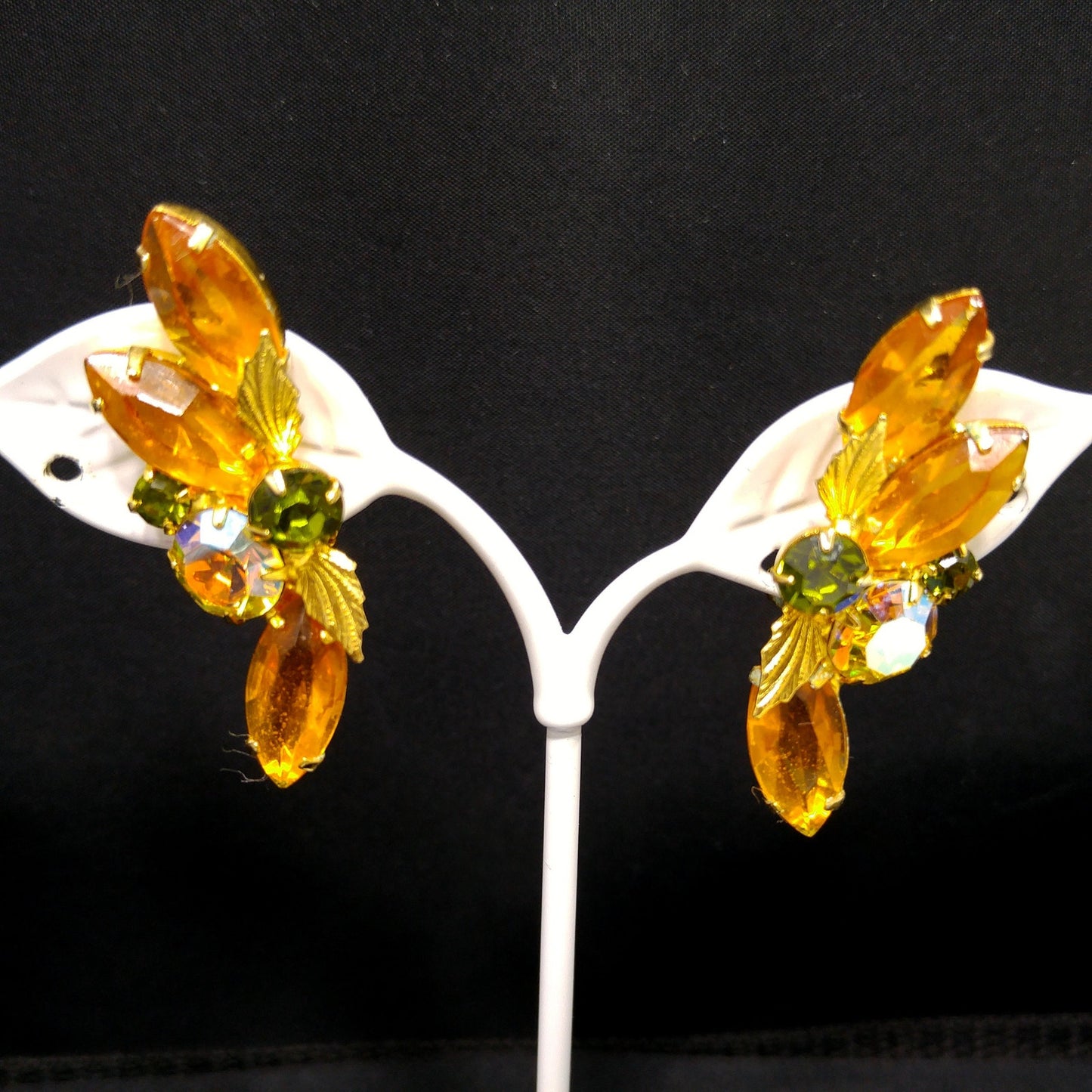 Light Topaz Green Rhinestone Brooch Earrings Set, Gold Plated, 1960s Vintage Jewelry