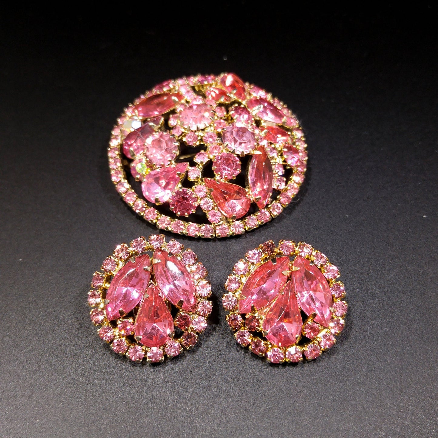 Weiss Pink Rhinestone Brooch Earrings Set, Gold Plated, 1960s Vintage Jewelry