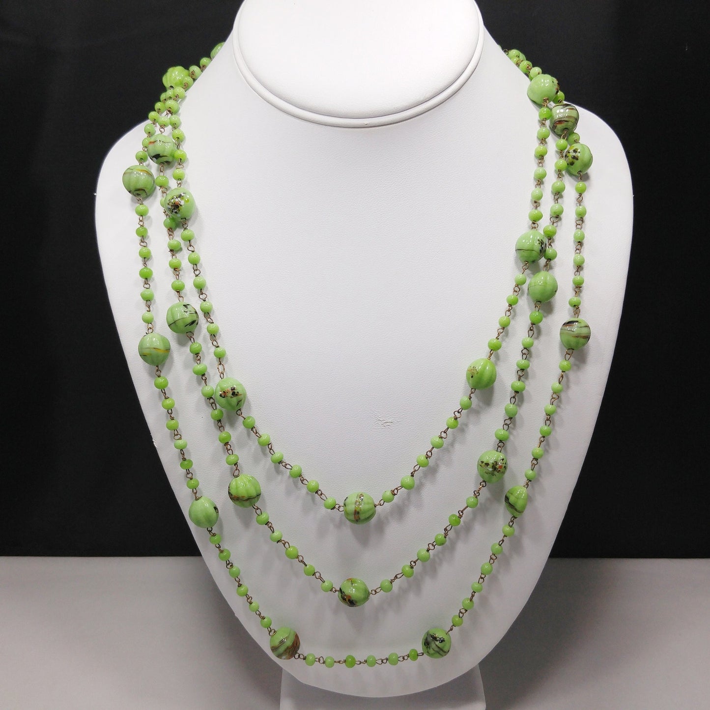 Hand Painted Light Green Flapper Necklace, 70 Inches, Wire Wrapped, 1920s Vintage Jewelry