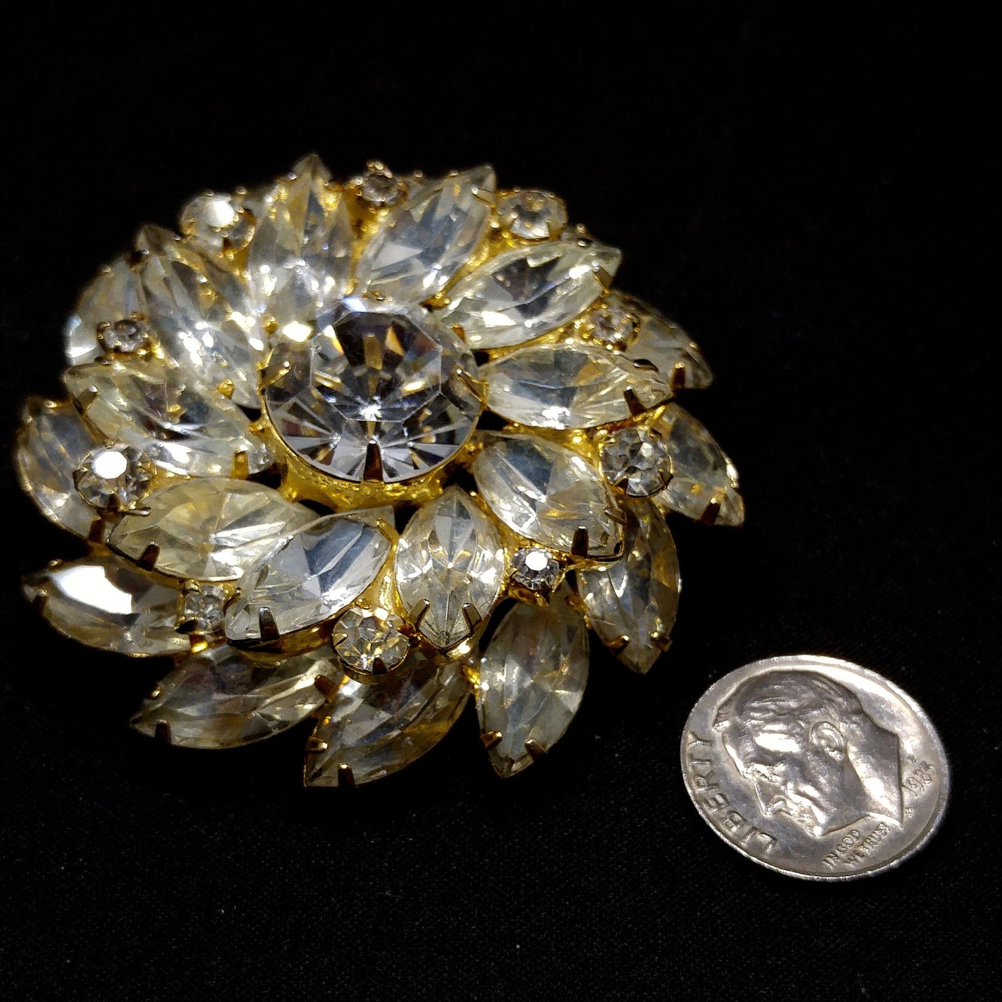 Mid-Century Clear Crystal Rhinestone Flower Brooch, Gold Plated, 1960s Vintage Jewelry