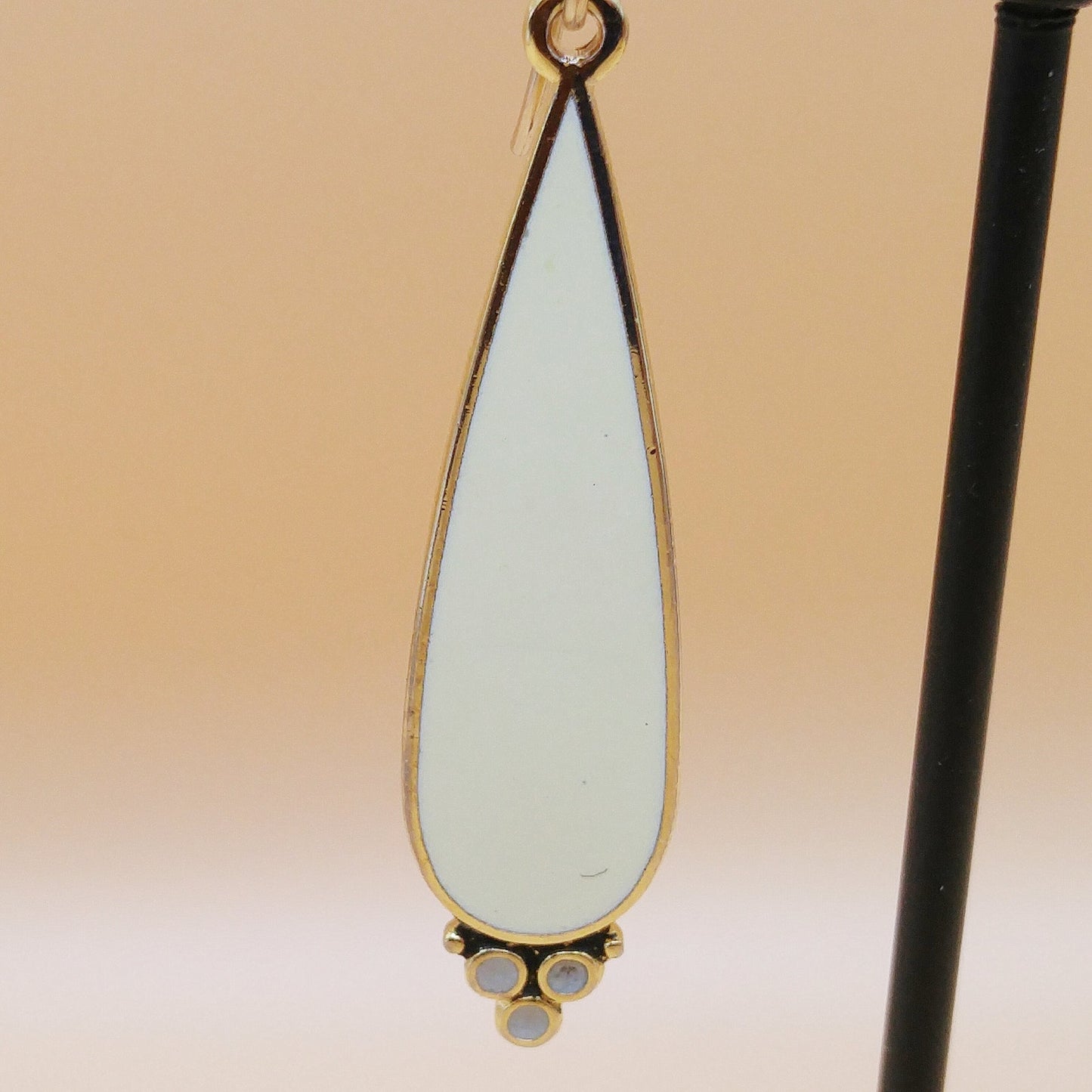 Laurel Burch Cream White Drop Earrings, Gold Plated, 1980s Vintage Jewelry