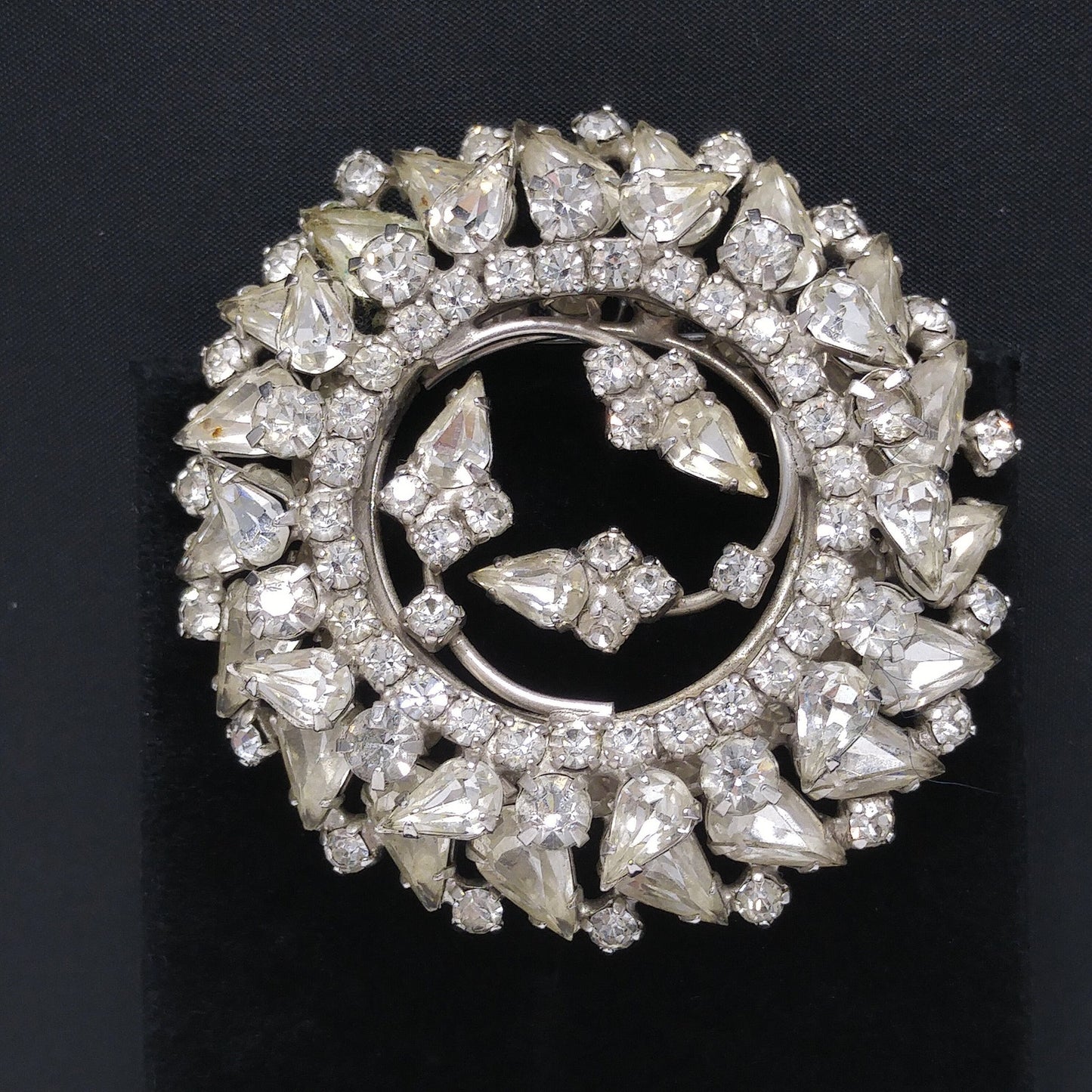 Vintage Clear Rhinestone 2 Tiered Brooch, Wedding Jewelry, Rhodium Plated, 1960s Vintage Jewelry