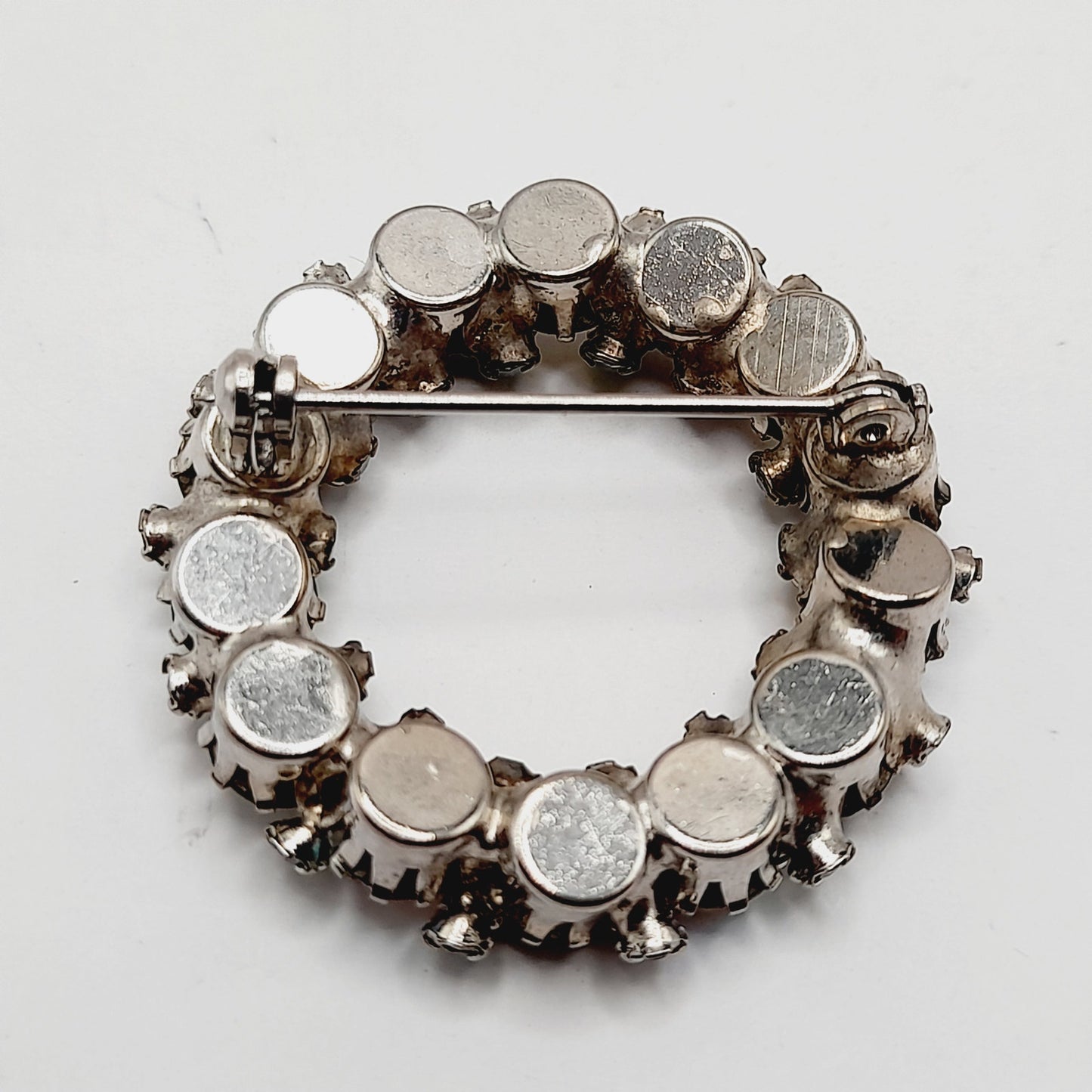 Vintage AB Rhinestone Circle Brooch Silver Tone Aurora Borealis Crystals – 1.5”