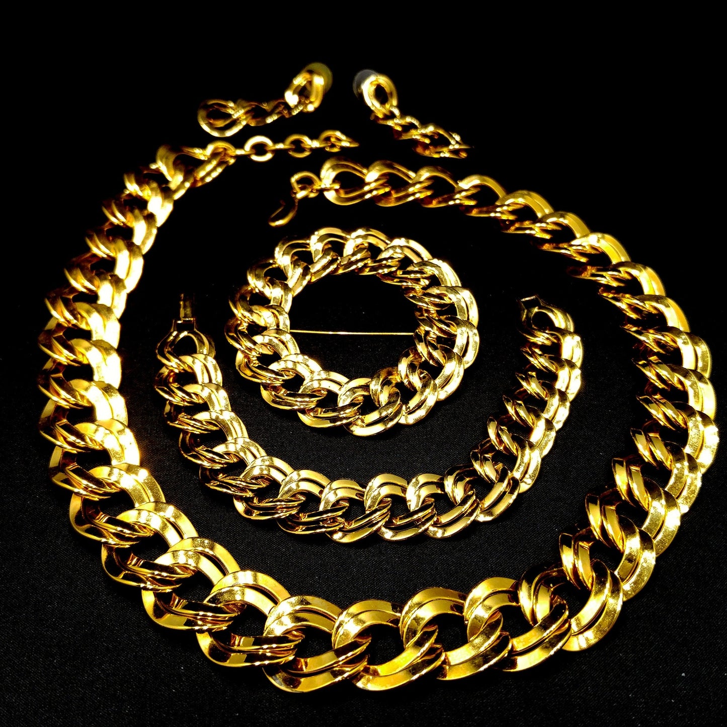 Monet Chunky Necklace Bracelet Brooch Earrings Set, Gold Plated, 1980s Vintage Jewelry