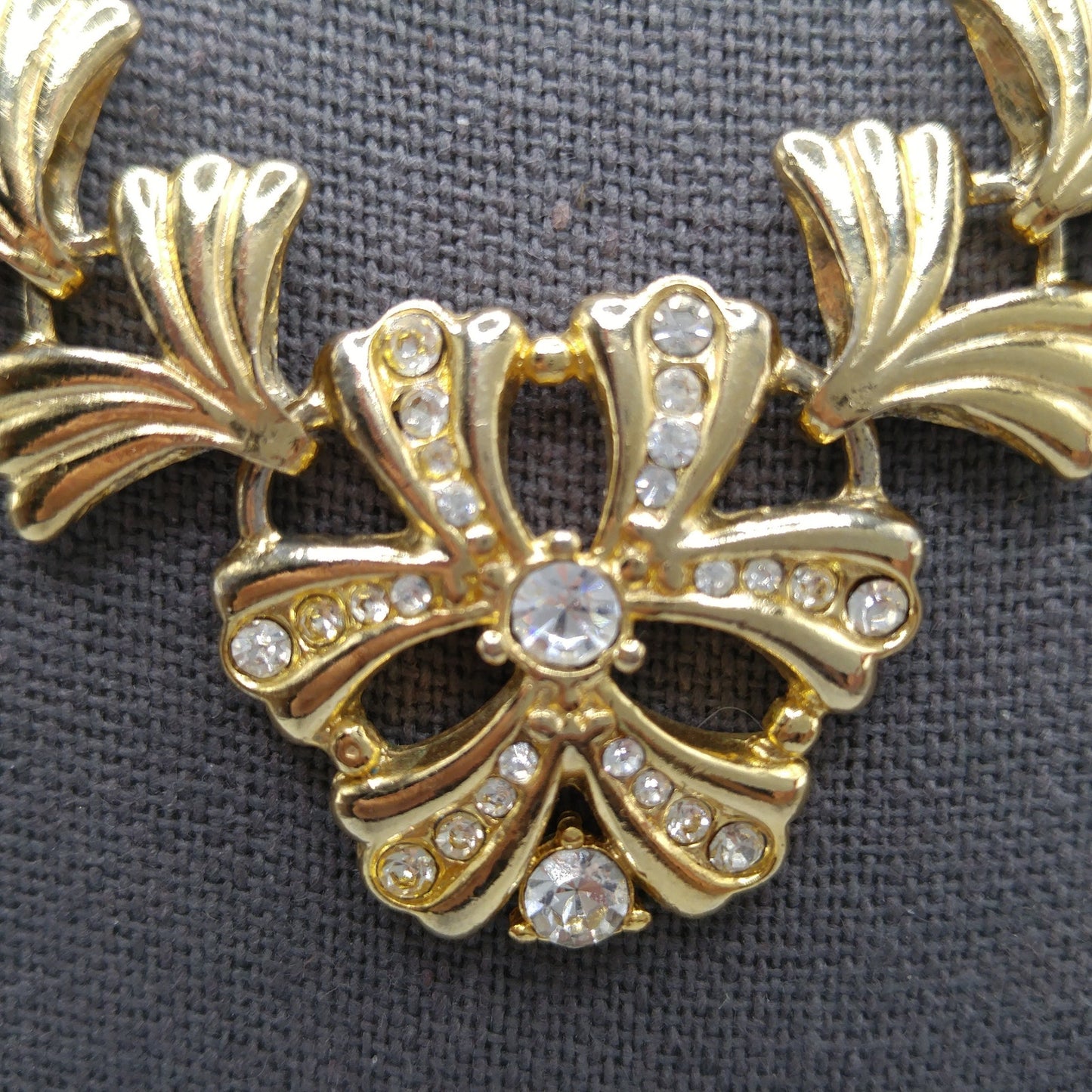 Mid-Century Floral Pendant Necklace, Gold Plated, 1960s Vintage Jewelry