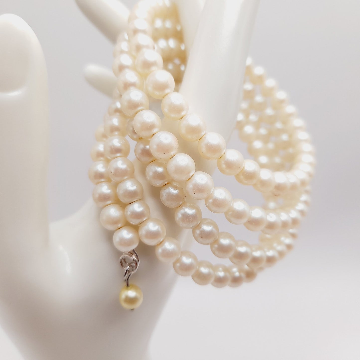 Vintage Faux Pearl Beaded Memory Wire Bracelet – 33 Inch Multi Row Wrap Bracelet