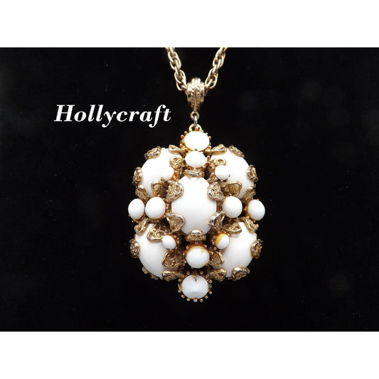 Hollycraft White Cabochons Rhinestones Pendant Necklace, Filigree Prongs, 1960s Vintage Jewelry