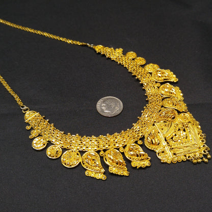 Vintage Heavily Gold Plated Necklace, 3D Cut Hand Crafted, Vintage Jewelry