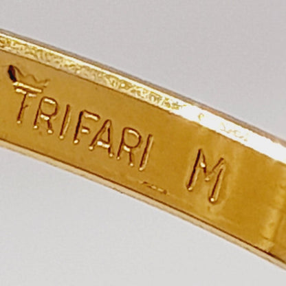 Vintage Crown Trifari Thin Etched Gold Plated Bangle - Size M