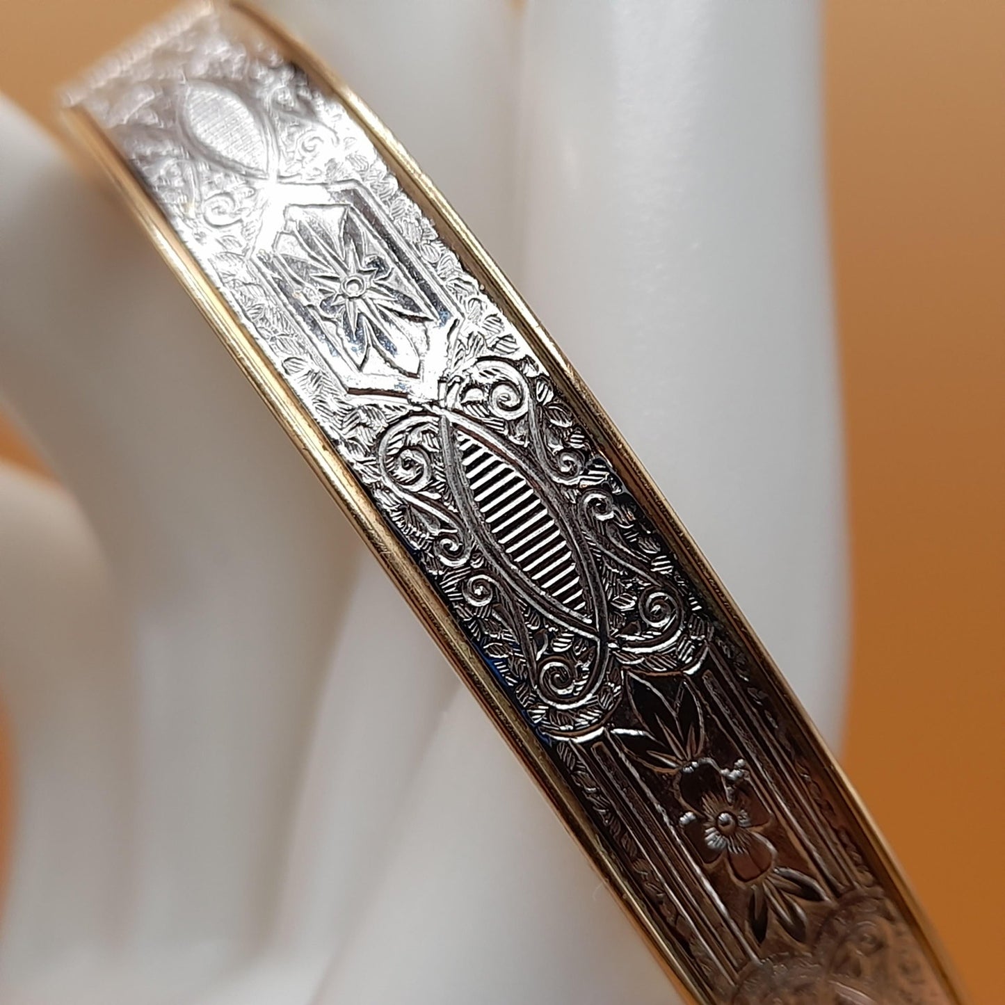 Krementz Hinged Bangle Bracelet, Rolled Gold Overlay, Two Toned, Safety Chain, 1950s Vintage Jewelry