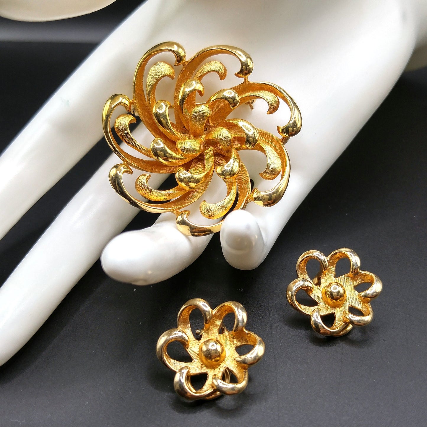 Kramer Floral Brooch & Clip Earrings, Gold Plated, 1960s Vintage Jewelry