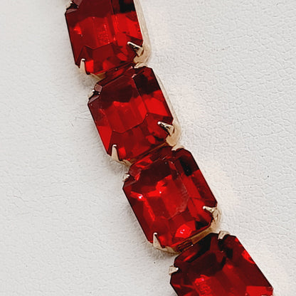 WEISS Vintage Red Rhinestone Choker Necklace – Gold Plated Holiday Statement Jewelry