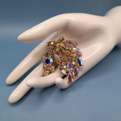 Weiss 1950s Aurora Borealis Rhinestone Leaf Brooch – Gold Tone Mid-Century Design