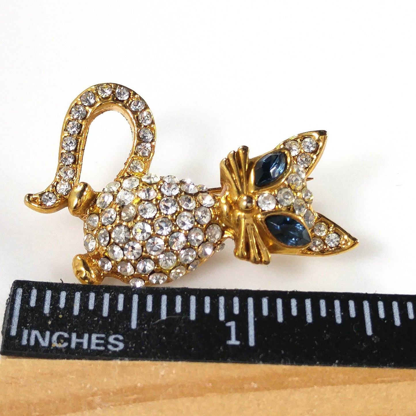 Rhinestone Cat Blue Eyes Brooch, Gold Plated, 1960s Vintage Jewelry