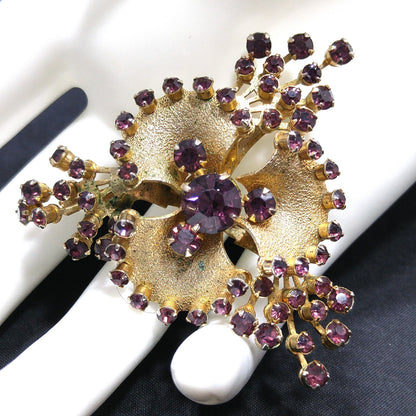 Purple Rhinestone Flower Brooch, Gold Plated, 1950s Vintage Jewelry