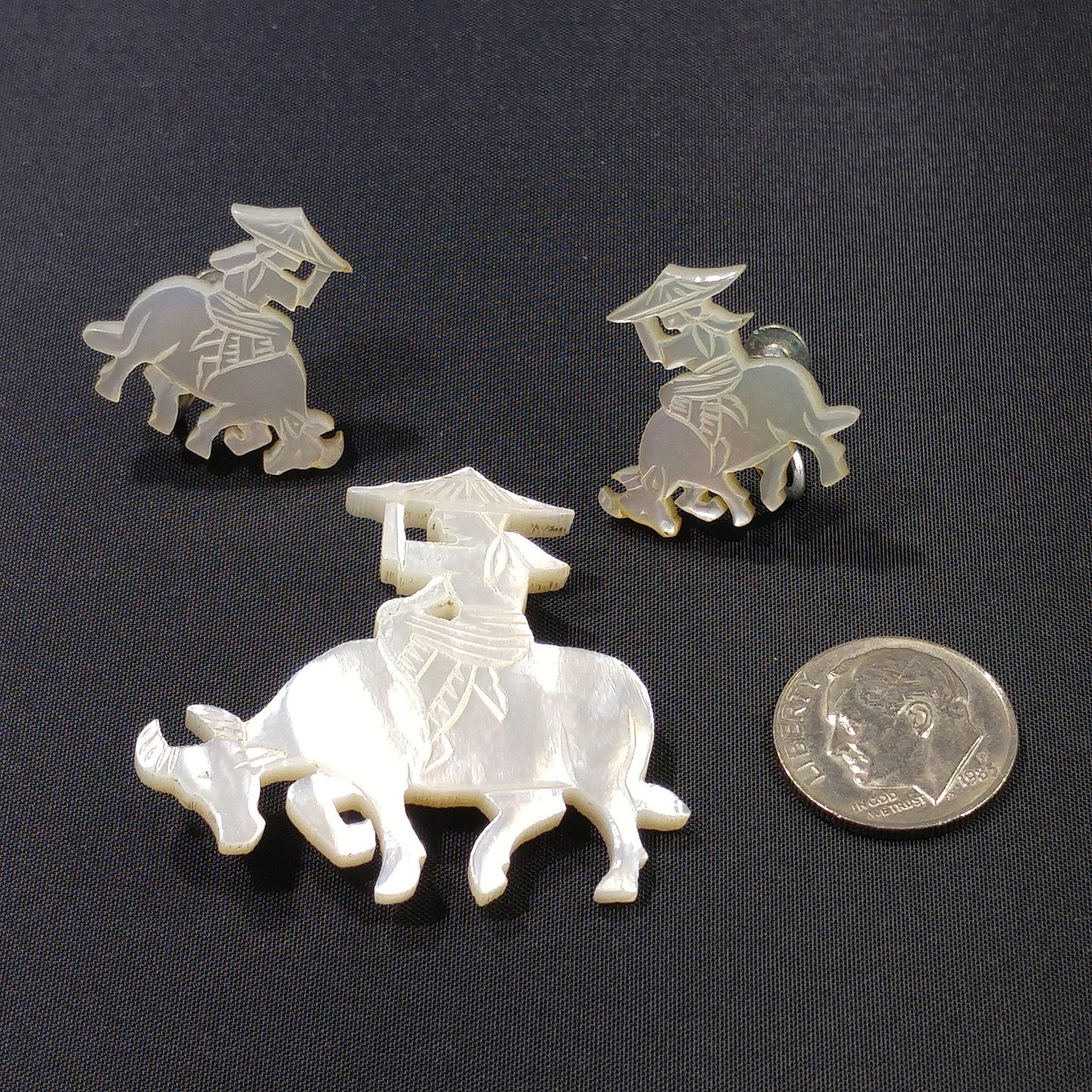 Vintage Carved Mother of Pearl Brooch & Earrings, Asian Design, 1940s