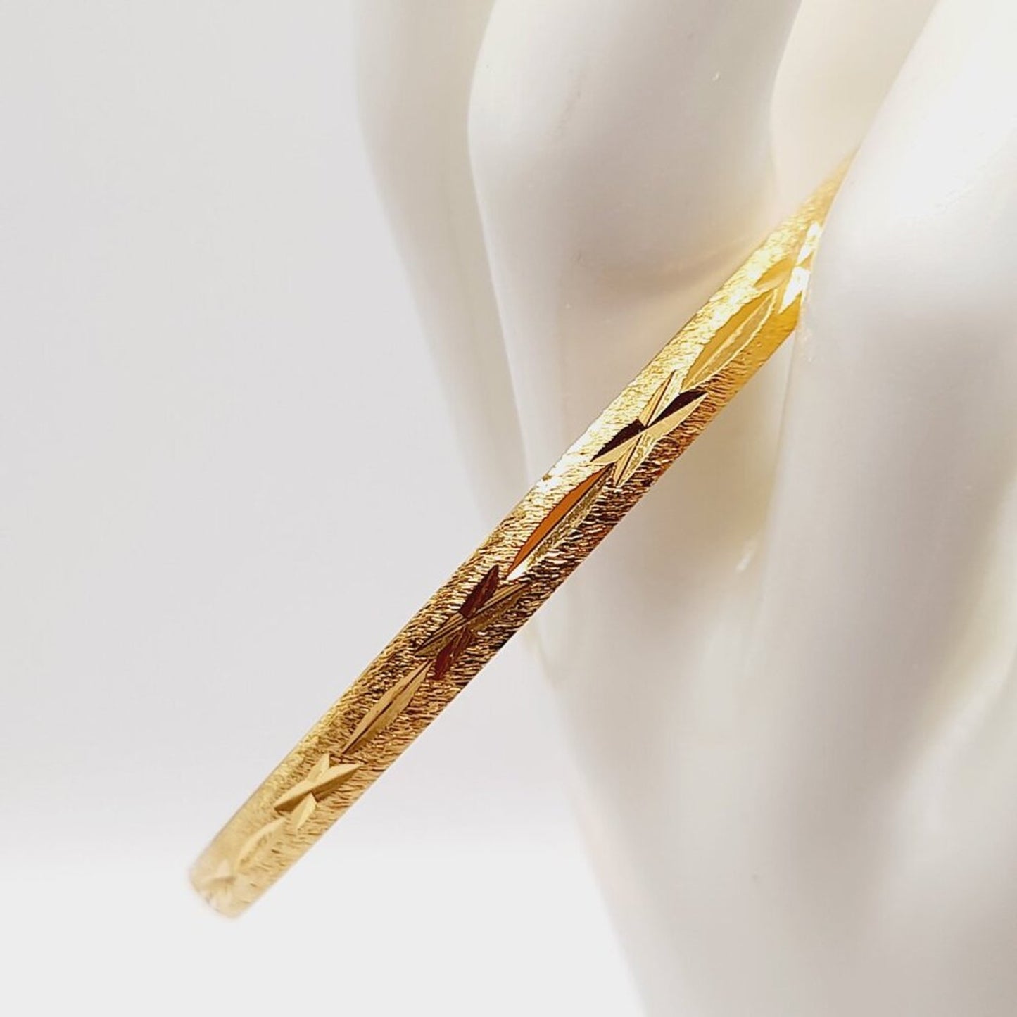 Vintage Crown Trifari Thin Etched Gold Plated Bangle - Size M