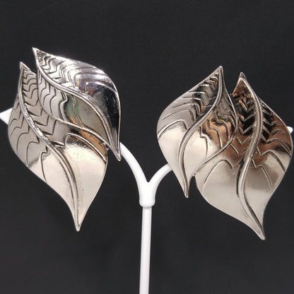 Laurel Burch Two Leaves Clip Earrings, Rhodium Plated, 1980s Vintage Jewelry
