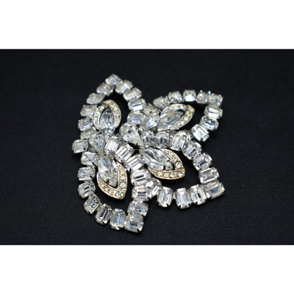 Weiss Signed Clear Rhinestone Floral Brooch Bridal Rhodium Vintage 1950s