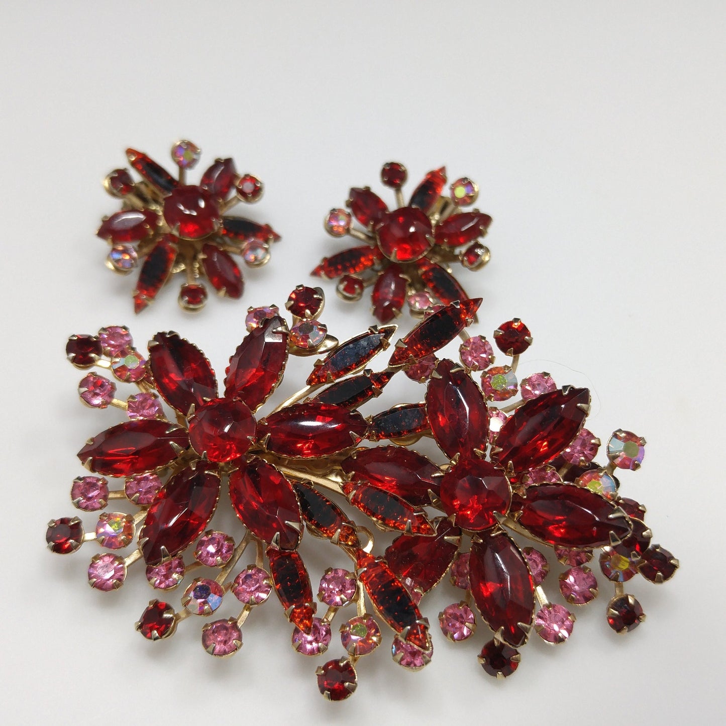Red Floral Rhinestone Brooch Earrings Set, Aurora Borealis Pink, 1950s Vintage Jewelry