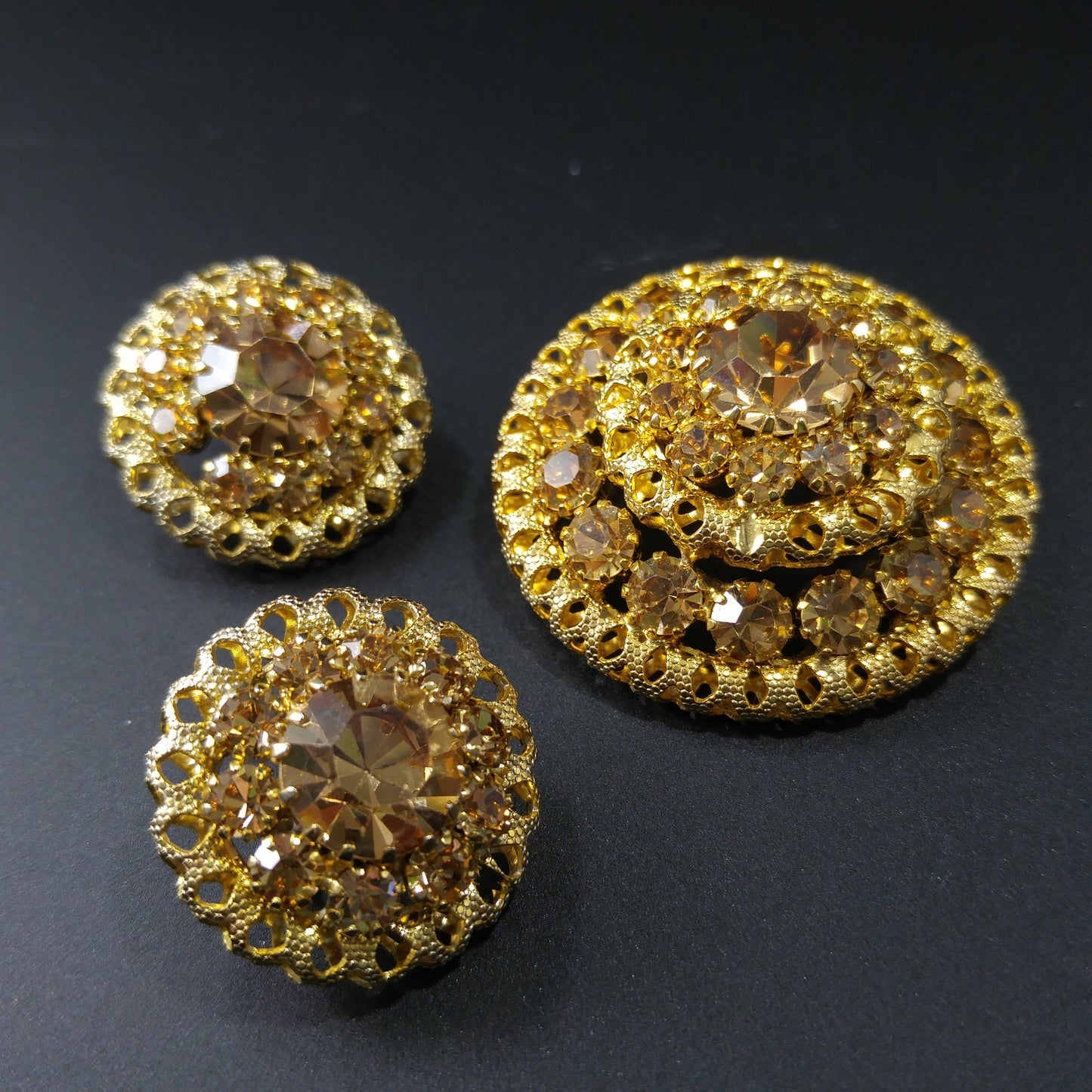 Vintage Austrian Crystal Light Topaz Domed Brooch Earrings Set, Gold Plated 1950s Vintage Jewelry