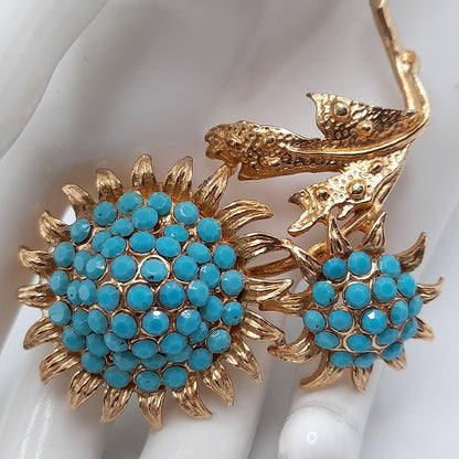 Hollycraft Gold Plated Floral Brooch, Turquoise Rhinestones, 1960s Vintage Jewelry