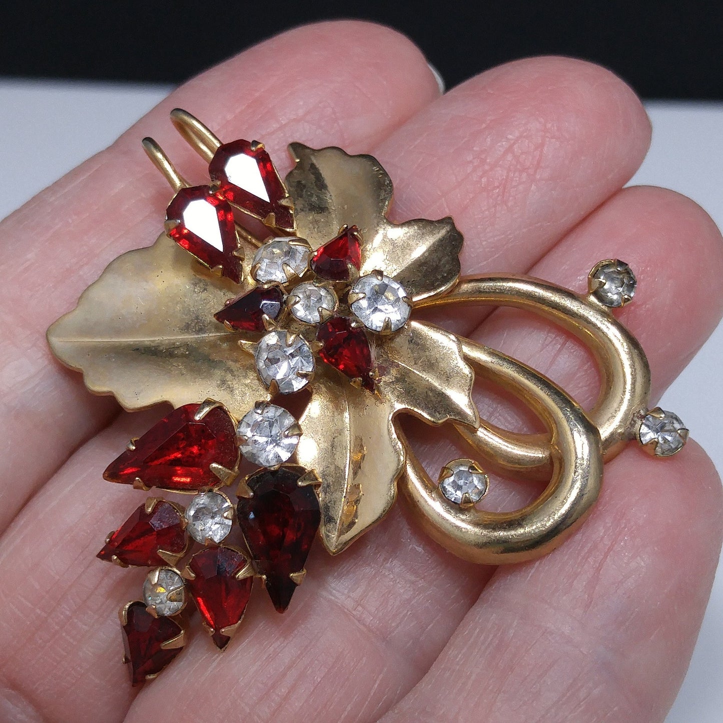 Vintage Scitarelli Red Rhinestone Floral Brooch Pendant 1950s Gold Plated Signed
