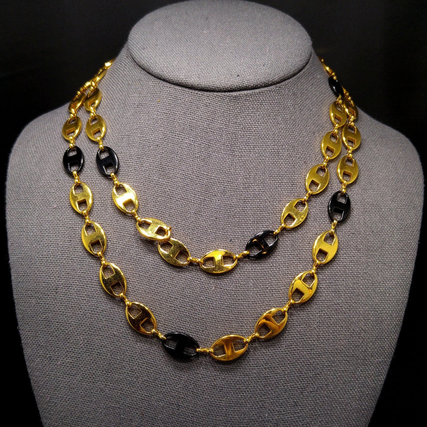 Jackie Kennedy Replica Necklace – Camrose & Kross JBK Gold Black Enamel Links, 1990s