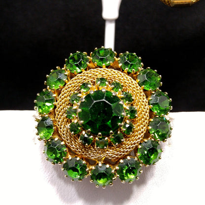 Vintage Weiss Green Rhinestone Brooch & Earrings, Gold Plated Mesh