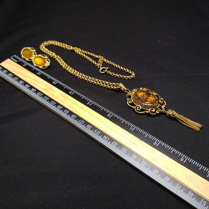 Whiting & Davis Topaz Cameo Necklace & Clip Earrings Set w/ Tassel 1976 Book Piece