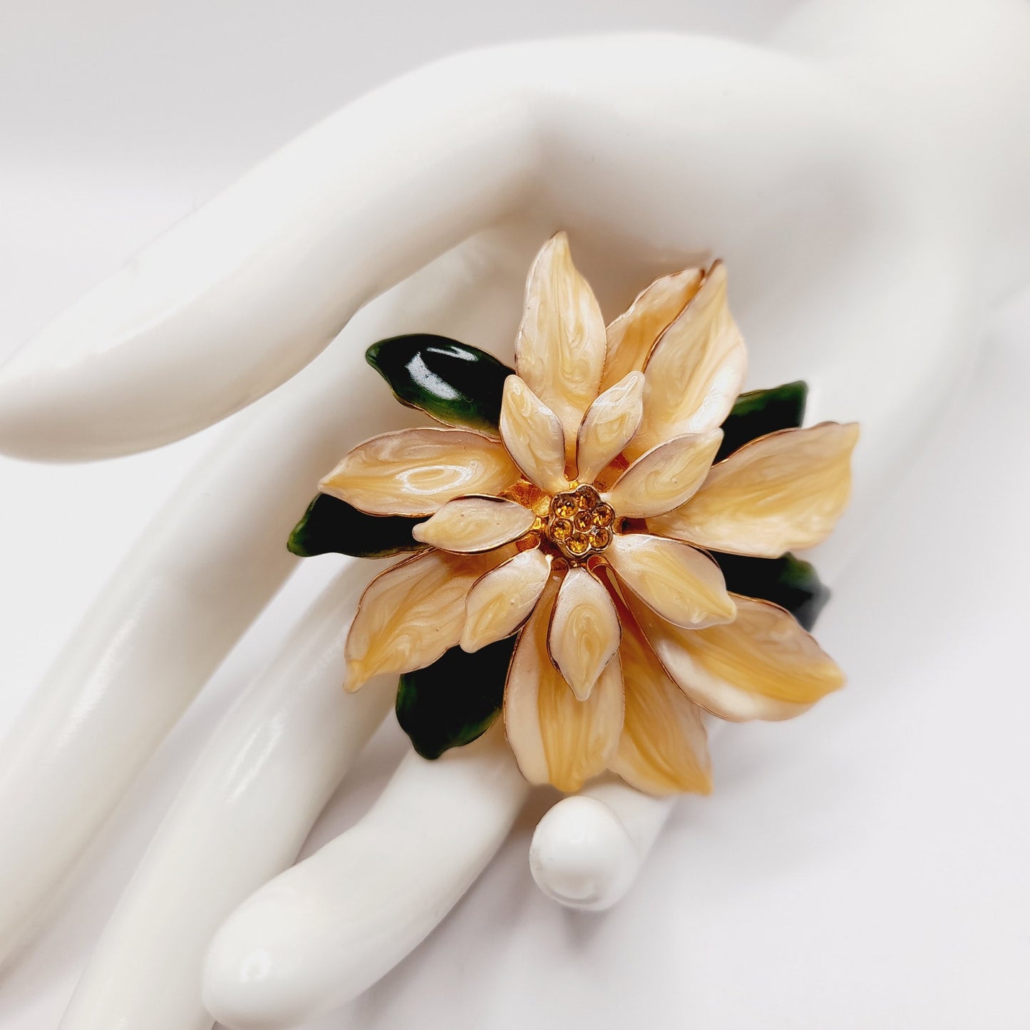 Vintage 1960s Peachy White Green Enamel Poinsettia Brooch