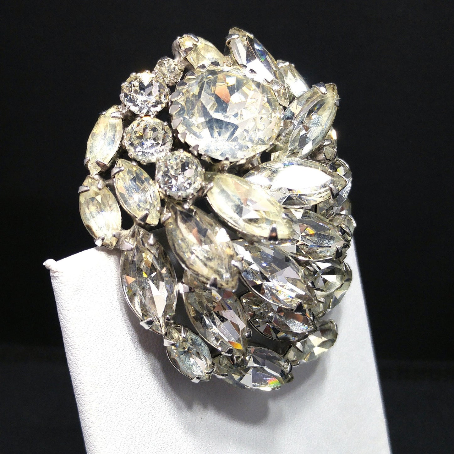 Weiss Clear Rhinestone Brooch and Long Dangle Earrings Set – 1950s Rhodium Plated