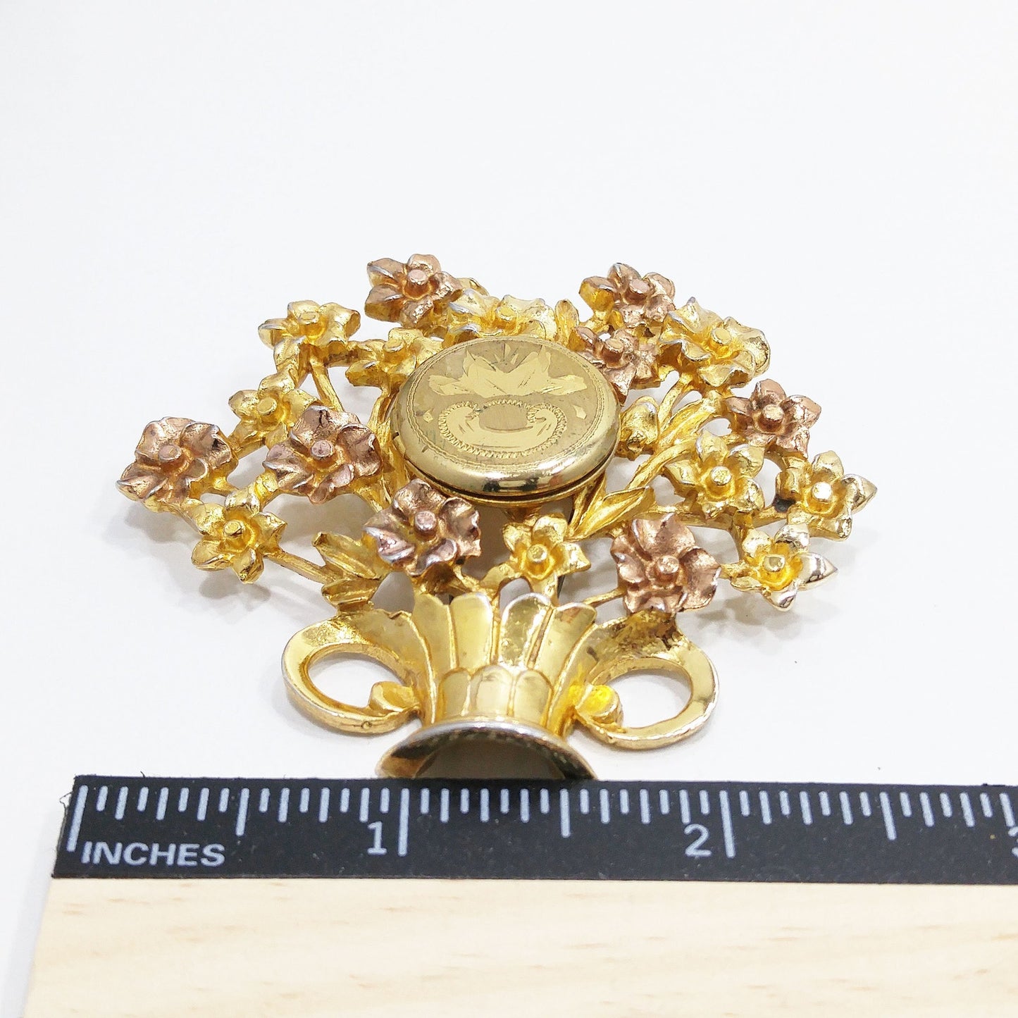 Hidden Locket Large Fur Clip, Gold Plated Flower Bouquet, 1940s Vintage Jewelry